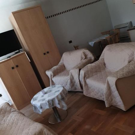 דירות Smartno Apartmaji Sobe Josko מראה חיצוני תמונה