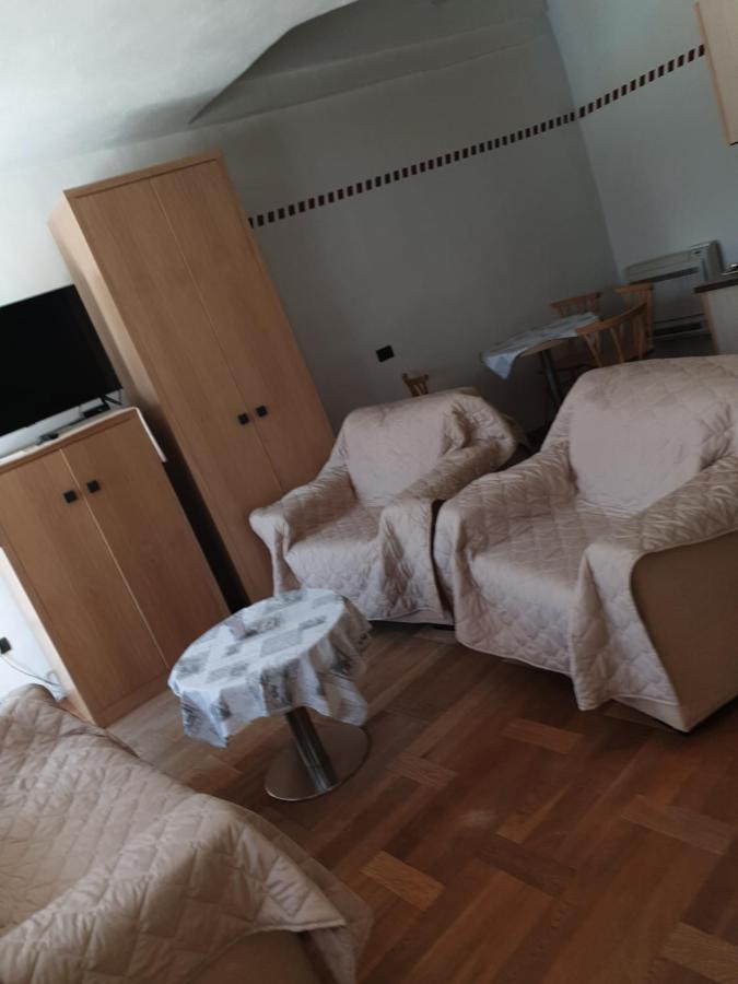דירות Smartno Apartmaji Sobe Josko מראה חיצוני תמונה